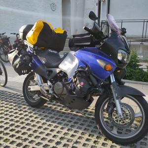 Motorrad am Bunten Haus
